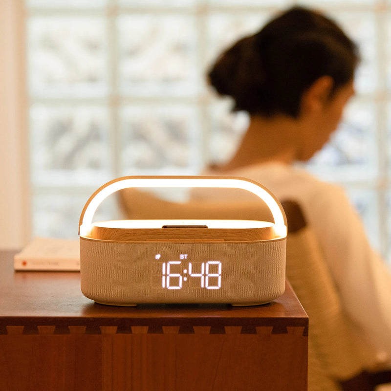 Luminária Multifuncional 5 em 1 Bluetooth e Carregamento Sem Fio