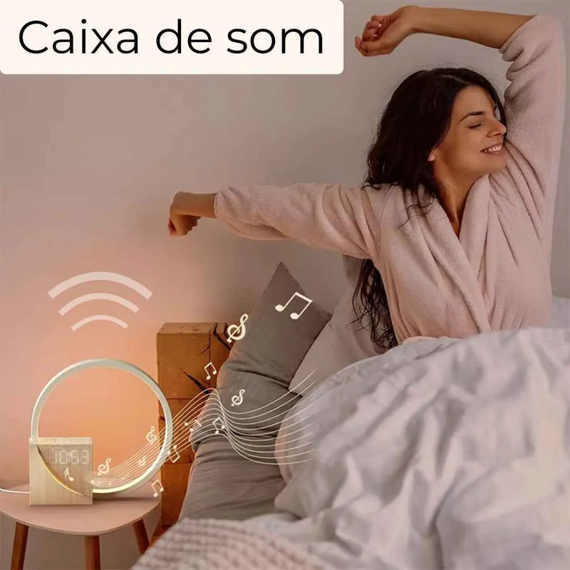 Luminária com Relógio Digital Premium - Carioca