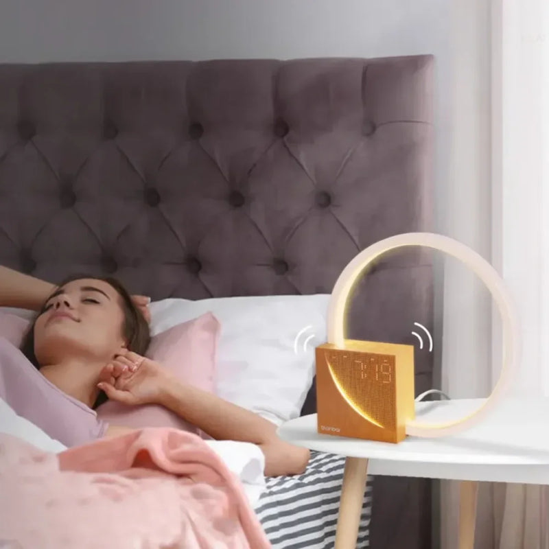 Luminária com Relógio Digital Premium - Carioca