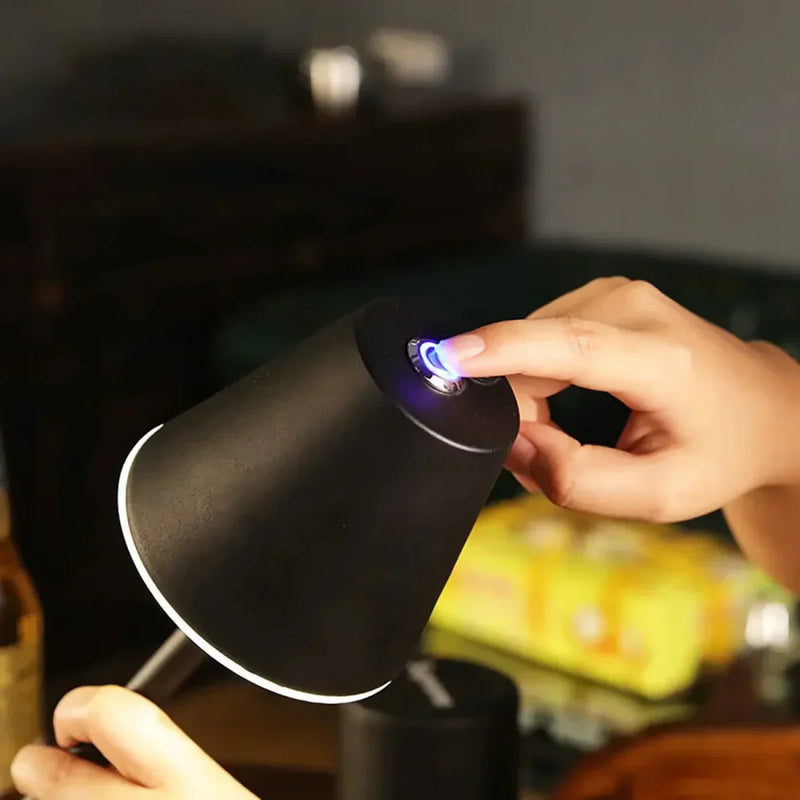 Luminária de Mesa Recarregável - Carioca
