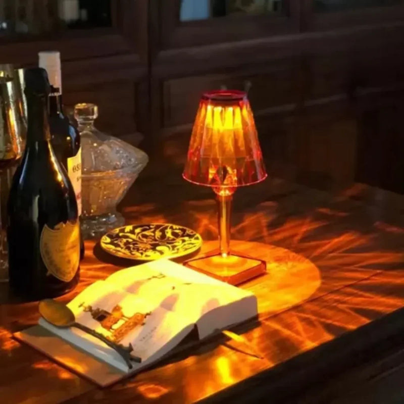 Luminária de Mesa Sem Fio 3 em 1 - Carioca