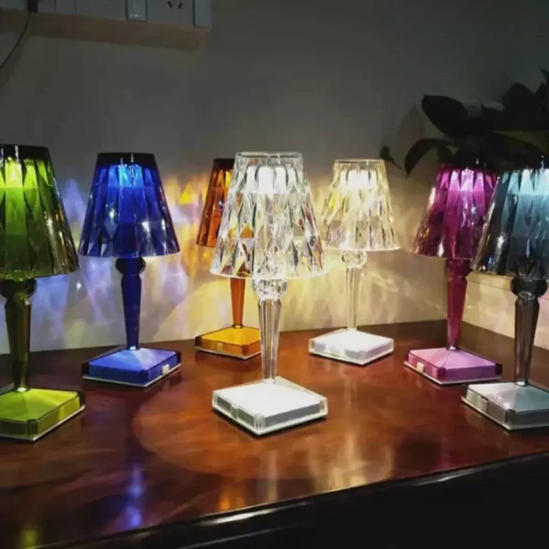 Luminária de Mesa Sem Fio 3 em 1 - Carioca